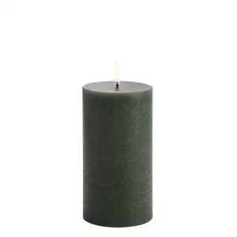 Uyuni stompkaars pillar candle 7,8 x 15,2 cm olive green rustic